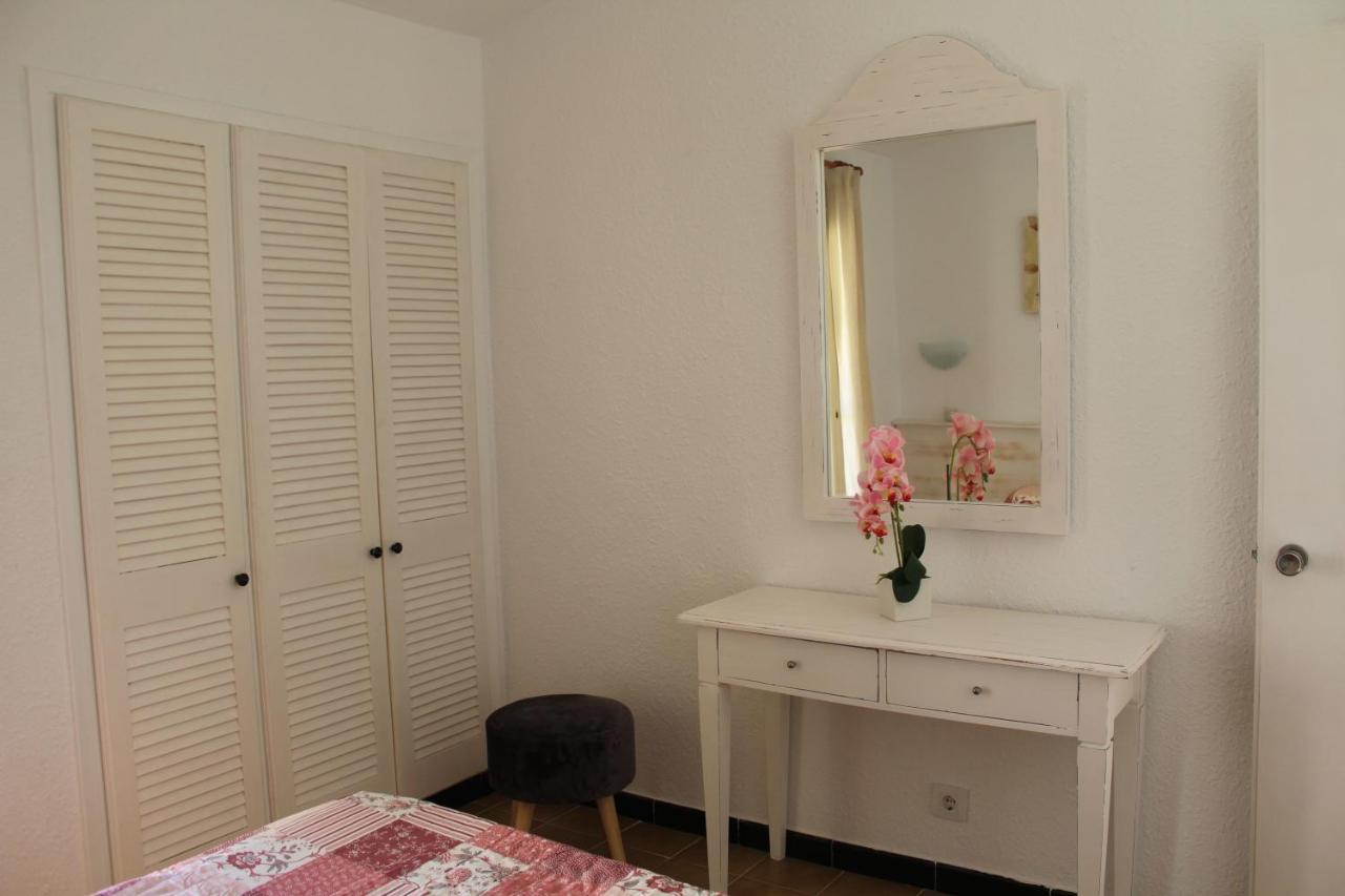 Апартаменты Apartamento Con Piscina En Ciudadela, Cala En Blanes Кала-эн-Бланес Экстерьер фото